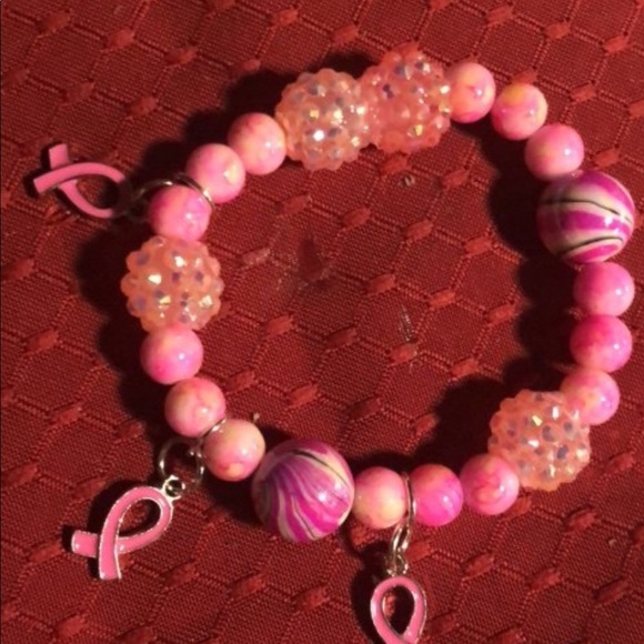 Bracelets - Picture 3 of 8